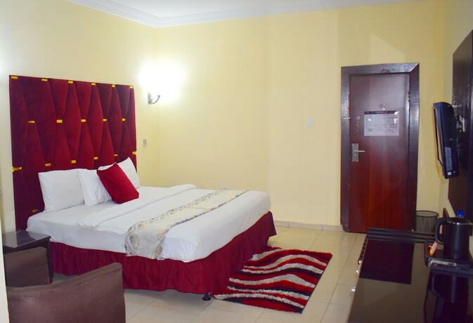 Imagen de la habitación del Hotel DAVIS HOTEL and SUITES. Foto 15