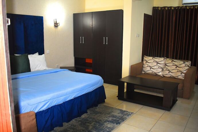 Imagen de la habitación del Hotel DAVIS HOTEL and SUITES. Foto 18