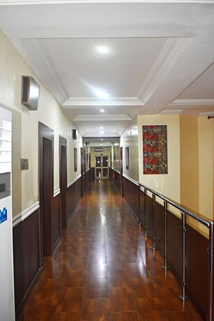 Imagen general del Hotel DAVIS HOTEL and SUITES. Foto 7