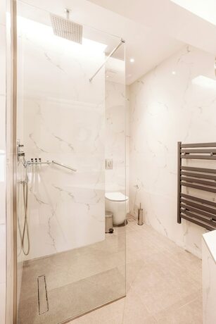 Imagen de la habitación del Hotel DAYS City Suites Athens. Foto 12