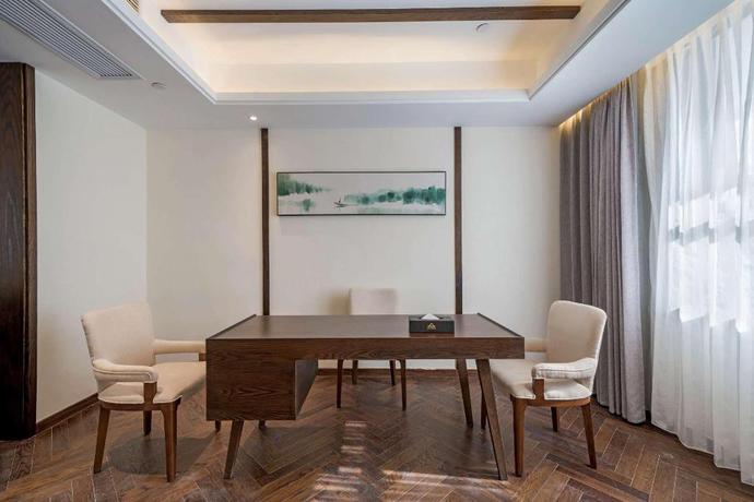 Imagen de la habitación del Hotel DAYS HOTEL BY WYNDHAM YINXIANG WUYISHAN. Foto 11