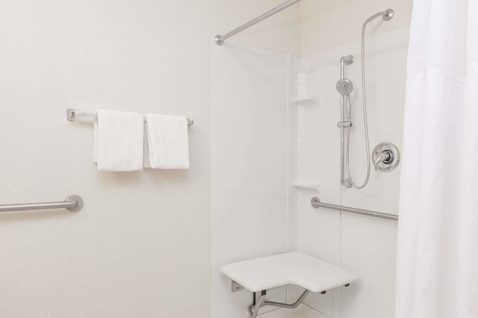 Imagen de la habitación del Hotel DAYS INN ALBANY SUNY. Foto 13