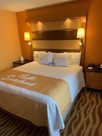 Imagen de la habitación del Hotel DAYS INN & SUITES ALBANY. Foto 10