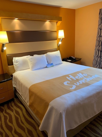 Imagen de la habitación del Hotel DAYS INN & SUITES ALBANY. Foto 11