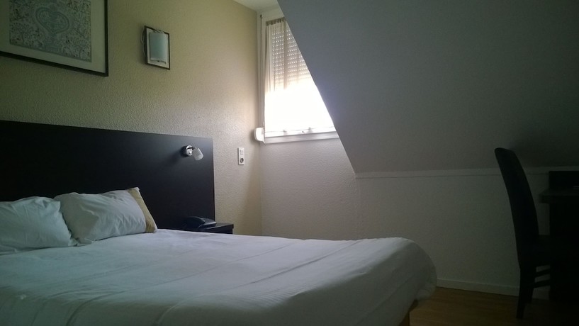 Imagen de la habitación del Hotel D'Alsace, Wissembourg. Foto 5