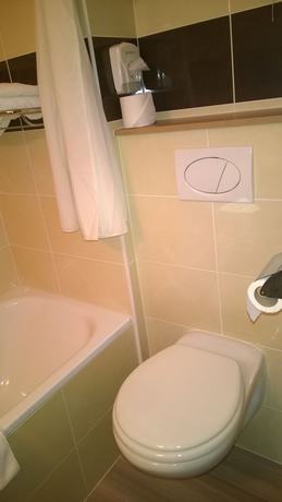 Imagen de la habitación del Hotel D'Alsace, Wissembourg. Foto 16
