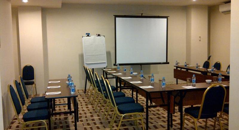 Imagen general del Hotel D'Anaya Hotel Bogor. Foto 4