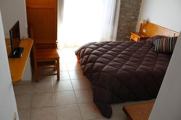 Imagen de la habitación del Hotel D'Ares. Foto 6