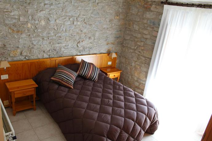 Imagen de la habitación del Hotel D'Ares. Foto 7