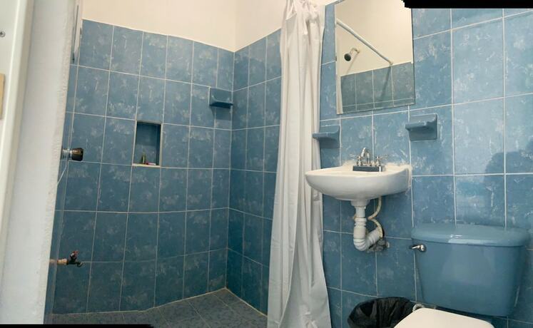 Imagen de la habitación del Hotel D\'Atyi. Foto 16