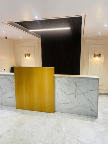 Imagen de los interiores del Hotel DB Palace. Foto 10