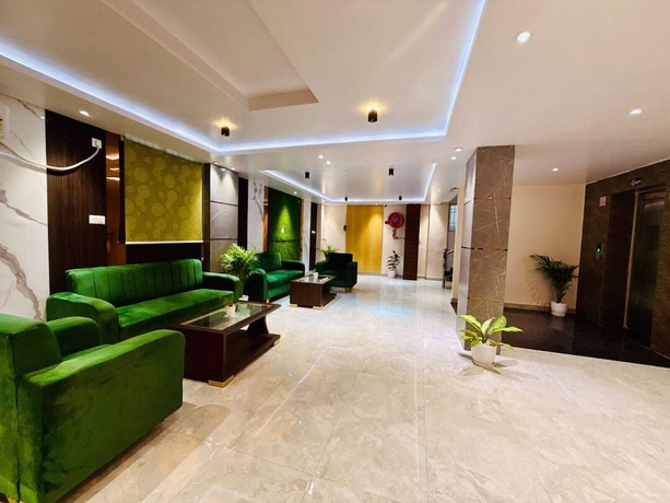 Imagen de los interiores del Hotel DB Palace. Foto 13