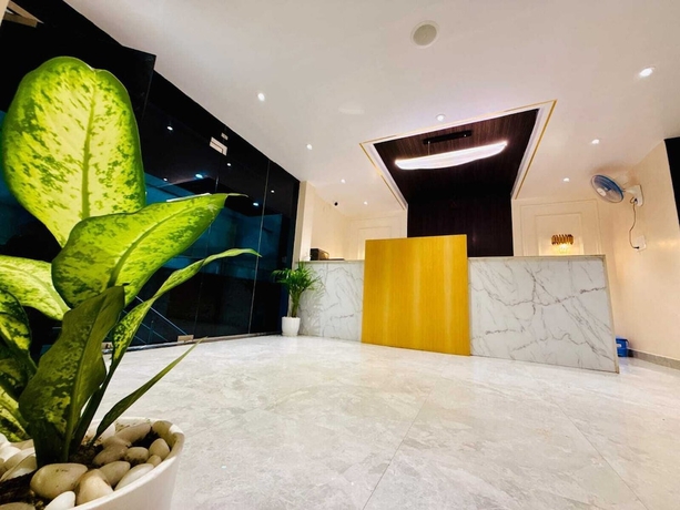 Imagen de los interiores del Hotel DB Palace. Foto 15