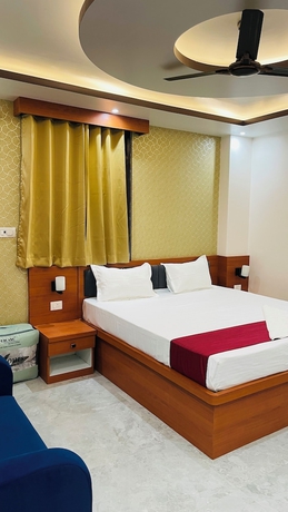 Imagen de la habitación del Hotel DB Palace. Foto 7