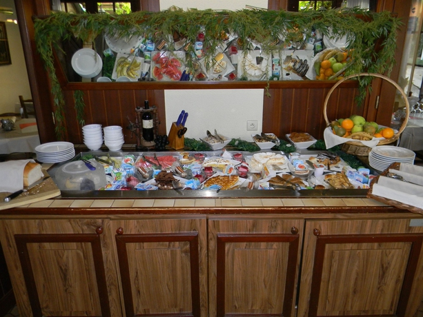 Imagen del bar/restaurante del Hotel DC Sleep & Go Brussels West. Foto 3