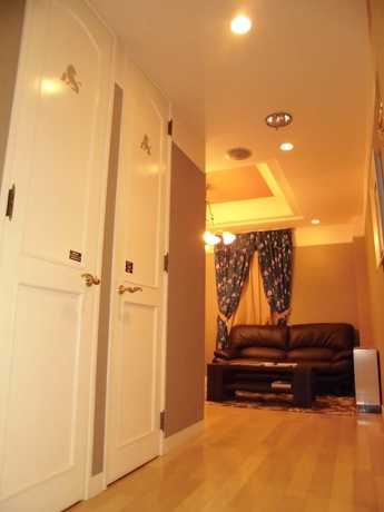 Imagen de la habitación del Hotel D.D Kashiba. Foto 10