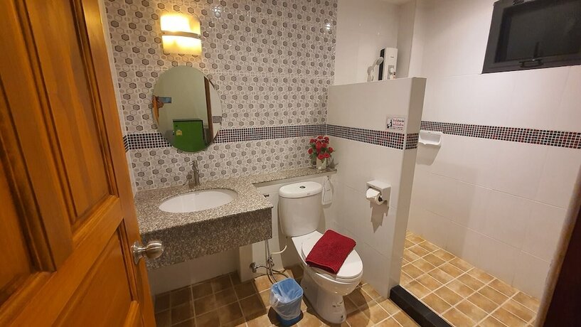 Imagen general del Hotel DD Residence Sai5 salaya. Foto 10