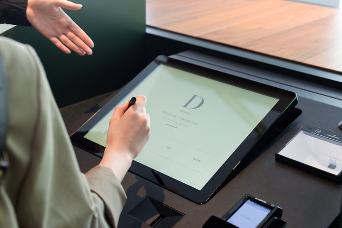 Imagen de los interiores del Hotel DDD HOTEL. Foto 19