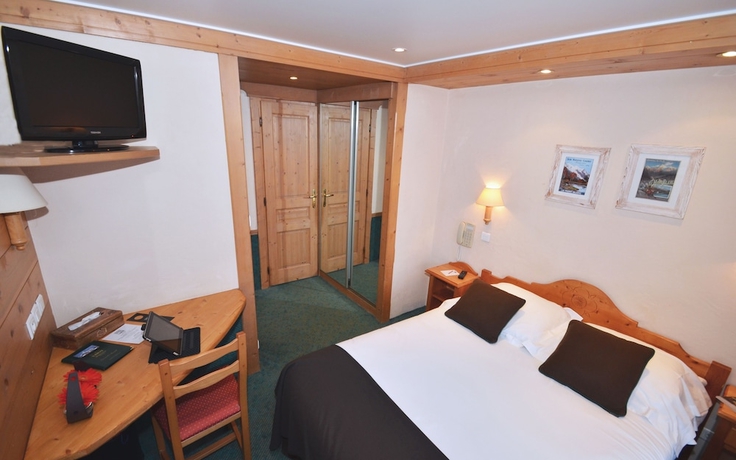 Imagen de la habitación del Hotel DE L'ARVE. Foto 6