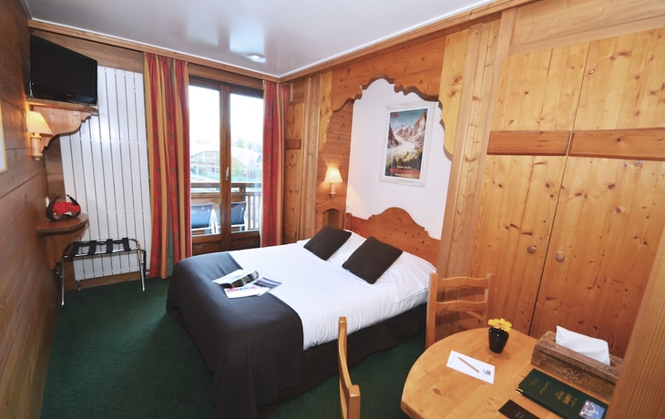 Imagen de la habitación del Hotel DE L'ARVE. Foto 7