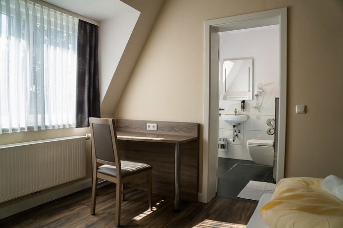 Imagen de la habitación del Hotel DEA, Soltau. Foto 15