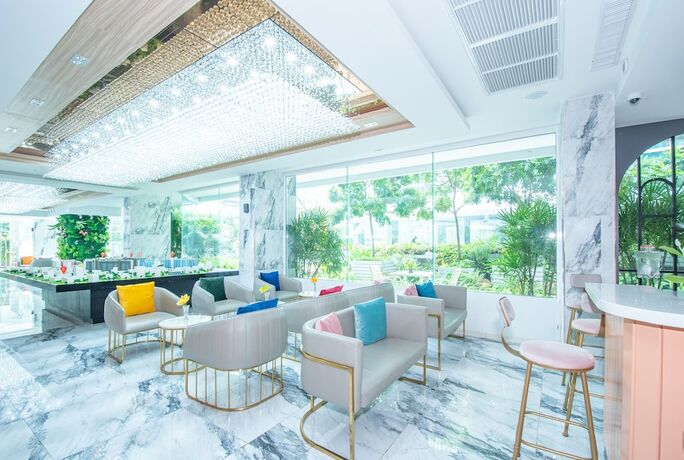 Imagen general del Hotel D-ECO Luxury Center Pattaya. Foto 4