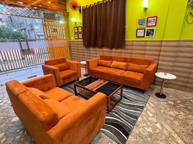 Imagen de los interiores del Hotel DEE DASH INN. Foto 14