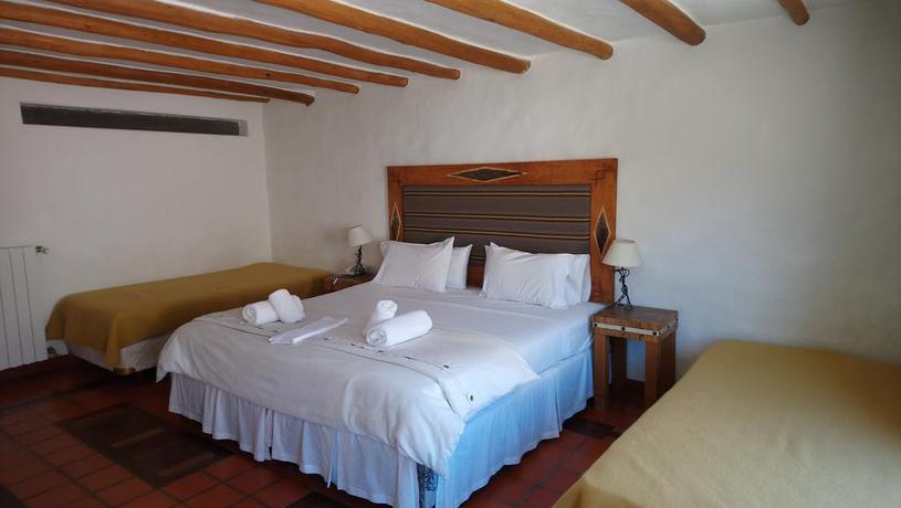 Imagen de la habitación del Hotel DEL AMAUTA HOSTER&Iacute;A. Foto 6