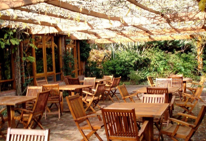 Imagen general del Hotel DEL BOSQUE, Pinamar. Foto 10