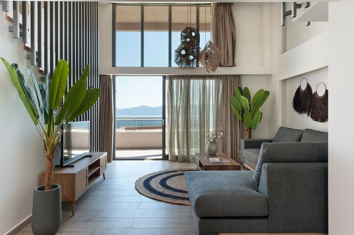 Imagen de la habitación del Hotel DEL MARE SUITES. Foto 7