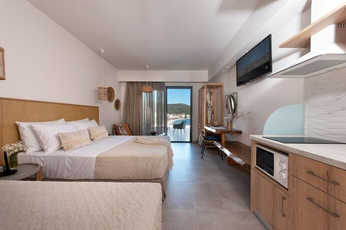 Imagen de la habitación del Hotel DEL MARE SUITES. Foto 10