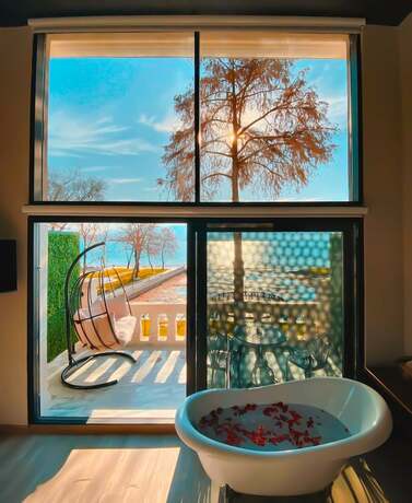 Imagen de la habitación del Hotel DELLAGO LUXURY HOTEL SAPANCA. Foto 18