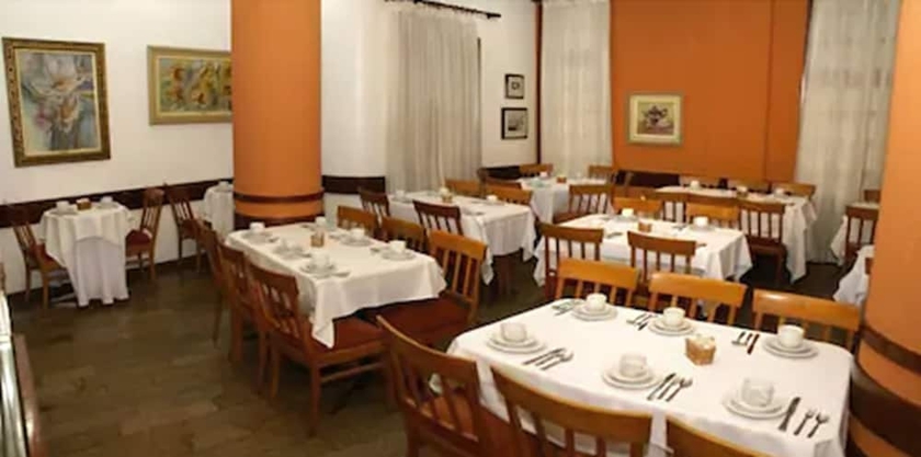 Imagen del bar/restaurante del Hotel DELPLAZA Timbiras São Paulo. Foto 2