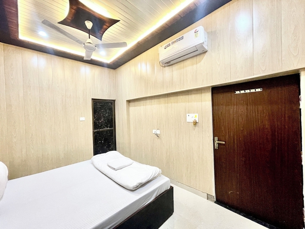 Imagen de la habitación del Hotel DEV VILLA GUEST HOUSE - VARANASI. Foto 5
