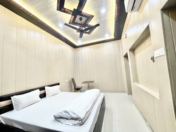 Imagen de la habitación del Hotel DEV VILLA GUEST HOUSE - VARANASI. Foto 6