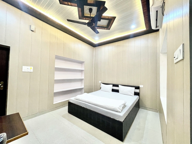 Imagen de la habitación del Hotel DEV VILLA GUEST HOUSE - VARANASI. Foto 9