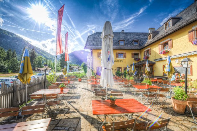 Imagen del bar/restaurante del Hotel DEVA Alpengl&uuml;ck. Foto 8
