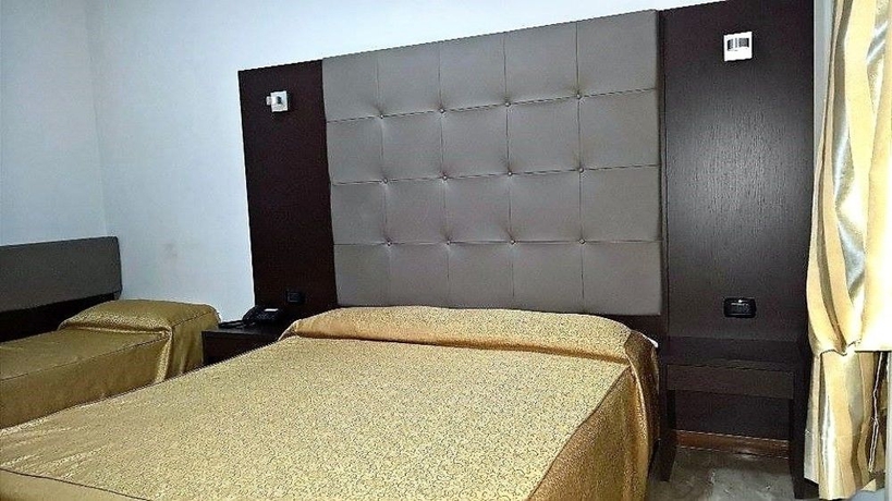 Imagen de la habitación del Hotel D'Este, Roma. Foto 4