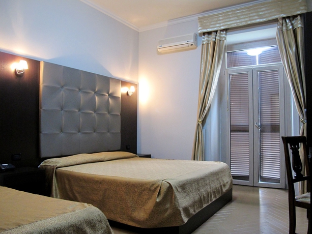 Imagen de la habitación del Hotel D'Este, Roma. Foto 5