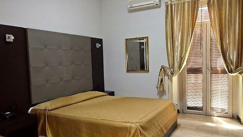 Imagen de la habitación del Hotel D'Este, Roma. Foto 6