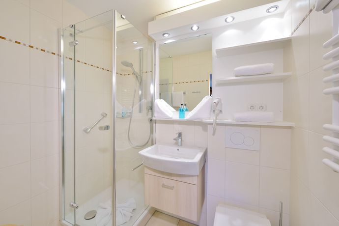 Imagen de la habitación del Hotel DIE GAMS-Resort. Foto 12