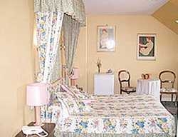 Imagen de la habitación del Hotel DILIGENCE, Honfleur. Foto 2