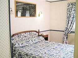 Imagen de la habitación del Hotel DILIGENCE, Honfleur. Foto 5