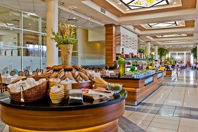 Imagen general del Hotel DIT Evrika Beach Club. Foto 15