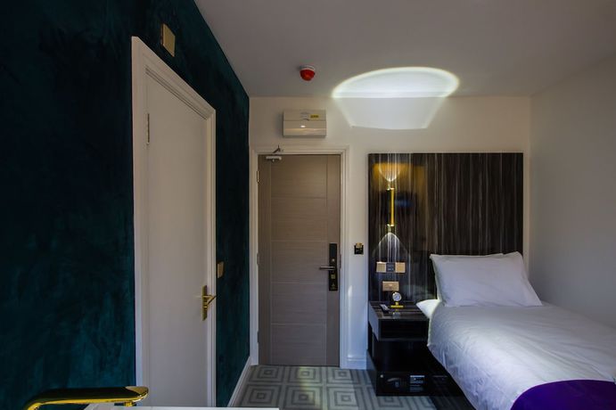 Imagen de la habitación del Hotel DJ Suites Blackpool. Foto 12