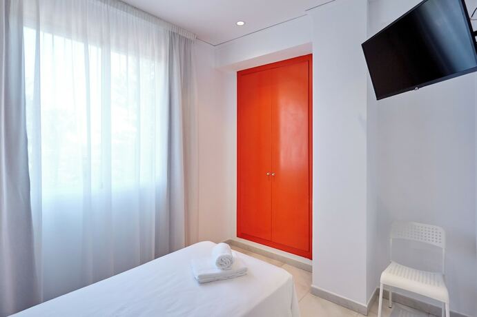 Imagen general del Hotel DL Port. Foto 4