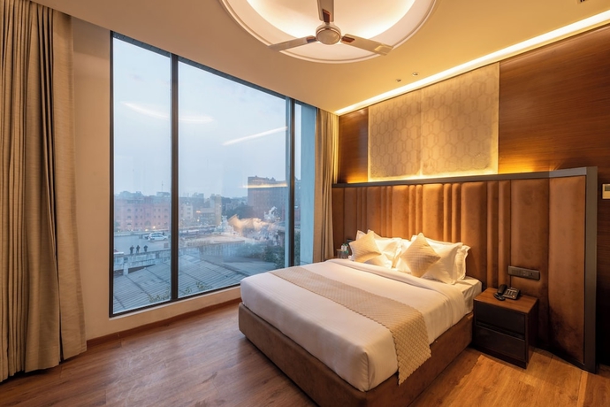 Imagen de la habitación del Hotel DLSs Amritsar. Foto 1