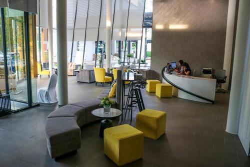 Imagen general del Hotel DLUXX THAMMASAT. Foto 2