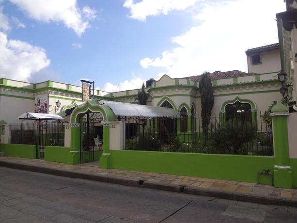 Imagen general del Hotel D'MONICA. Foto 9