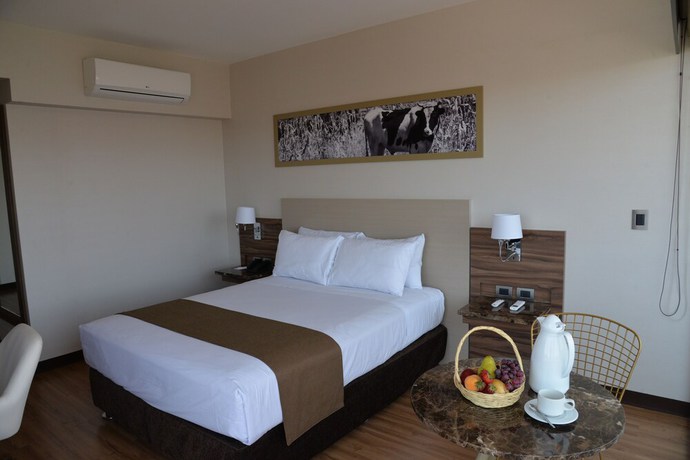 Imagen de la habitación del Hotel DMes Moquegua. Foto 4